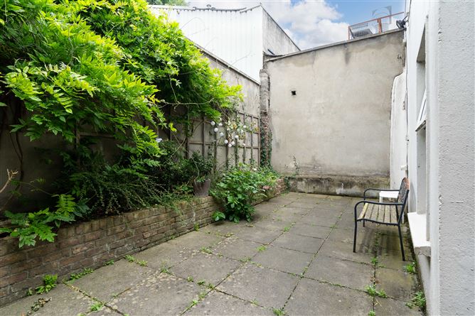 27 Parkgate Street, South City Centre, Dublin 8