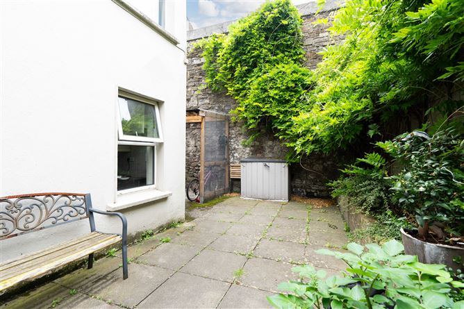 27 Parkgate Street, South City Centre, Dublin 8