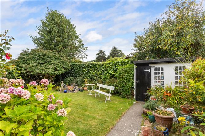 19 Balally Drive, Dundrum, Dublin 16