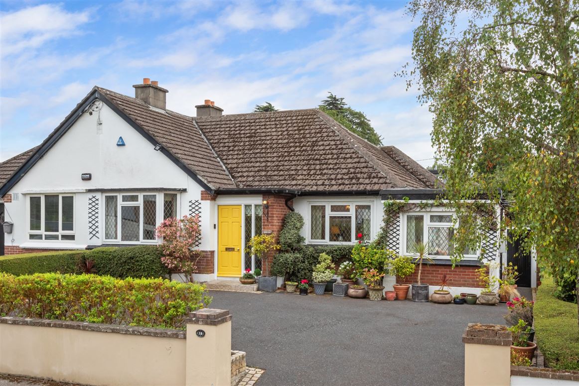 19 Balally Drive, Dundrum, Dublin 16
