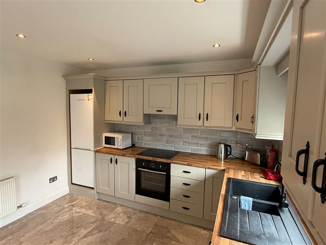 22 Cairn Hill View, Drumlish, Co. Longford.