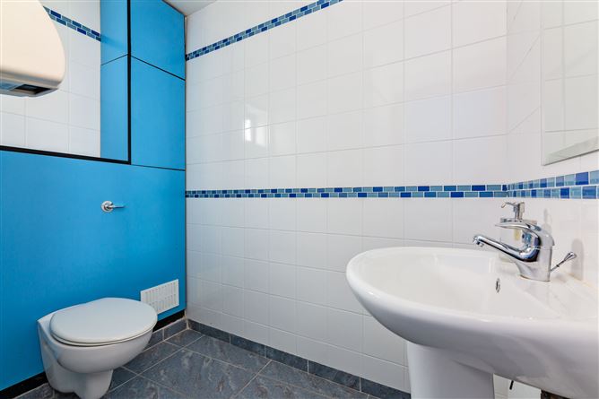 Top Floor, Connacht House, Markievicz Road, Sligo, Sligo