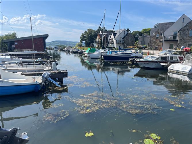 35 Lakeside Jetty, Mountshannon, Clare