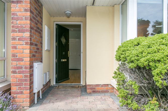 37 Ballintyre Downs, Ballinteer, Dublin 16