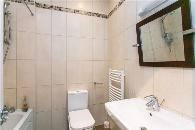 37 Ballintyre Downs, Ballinteer, Dublin 16
