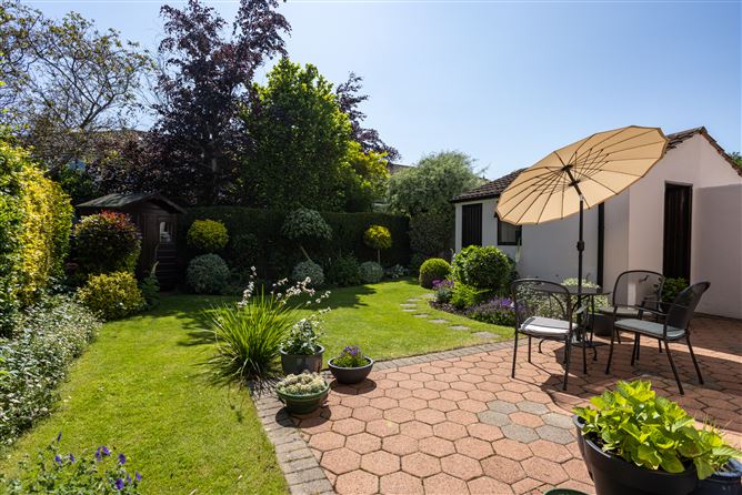 200 Holywell, Kilmacud Road Upper, Goatstown, Dublin 14