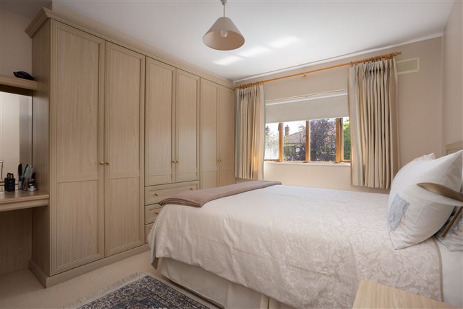 200 Holywell, Kilmacud Road Upper, Goatstown, Dublin 14