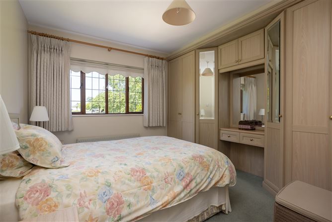 200 Holywell, Kilmacud Road Upper, Goatstown, Dublin 14