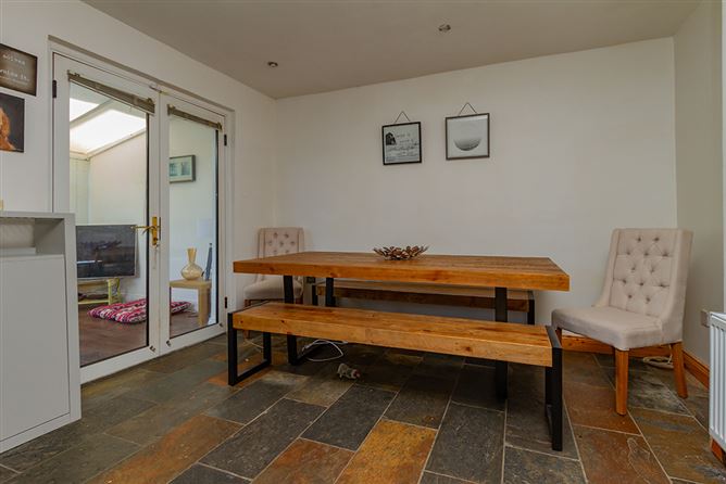 19 Rushbrook Park, Templeogue, Dublin 6W