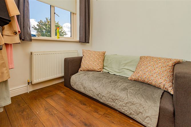 19 Rushbrook Park, Templeogue, Dublin 6W