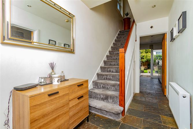 19 Rushbrook Park, Templeogue, Dublin 6W