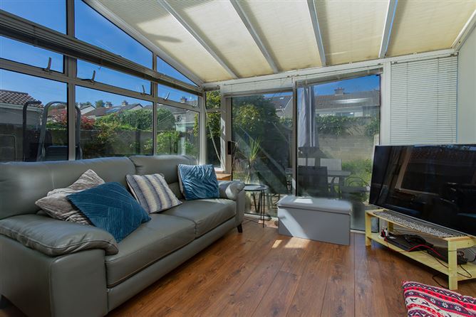 19 Rushbrook Park, Templeogue, Dublin 6W