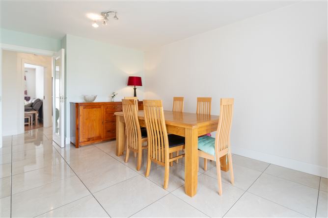 22 Ceathru an Tobair, Oranmore, Galway