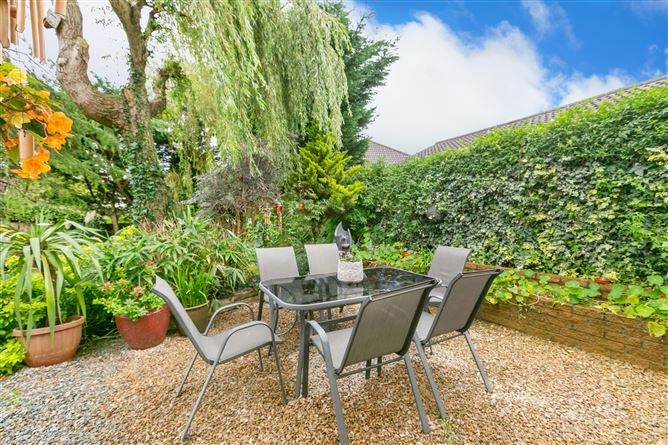 1 Liffey Grove, Lucan, Co. Dublin