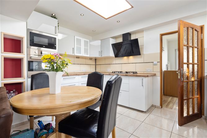 39 Wolfe Tone Square Middle, Bray, Co. WIcklow