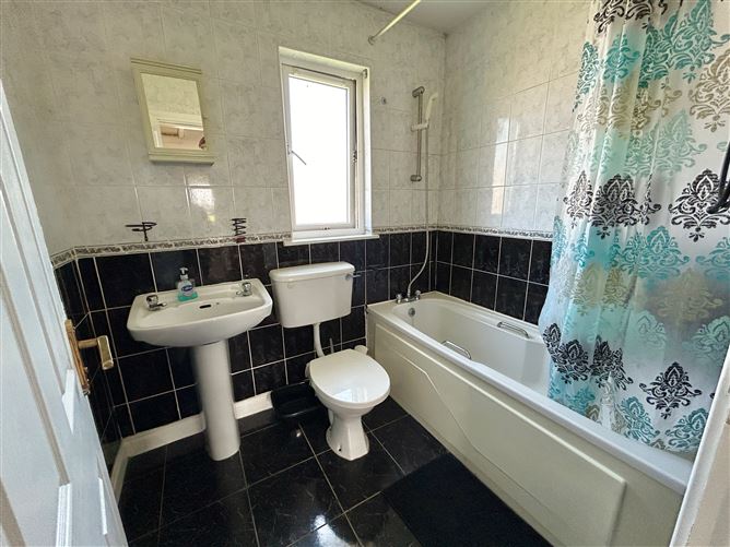 8 Knockbrack Downs, Drogheda, Louth