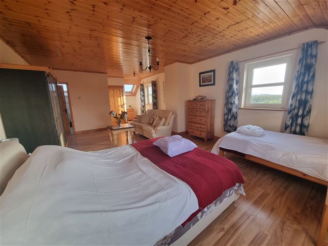 Shepperton, Shreelane, Union Hall, West Cork