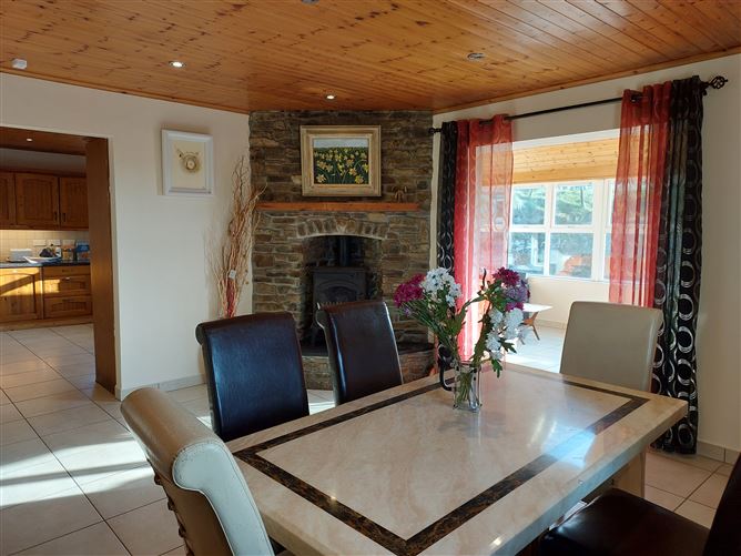 Shepperton, Shreelane, Union Hall, West Cork