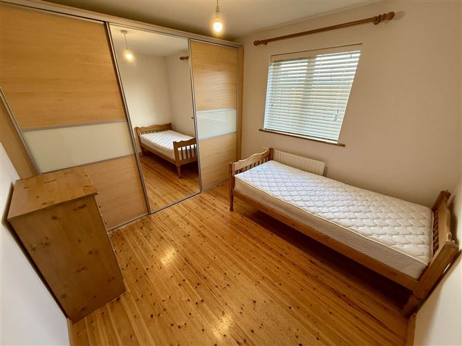 2 Brookside, Cloonfad, County Roscommon