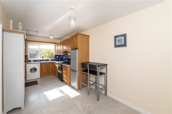 16 Gate Lodge, Castle Road, Blackrock, Cork