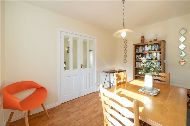 16 Gate Lodge, Castle Road, Blackrock, Cork