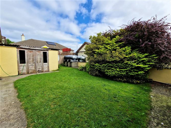 3 Churchfield Lawns, Knock, Co. Mayo