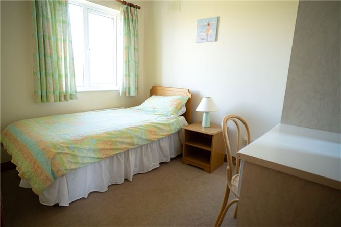 14 Georges Head, Golf Links Road, Kilkee, Co. Clare