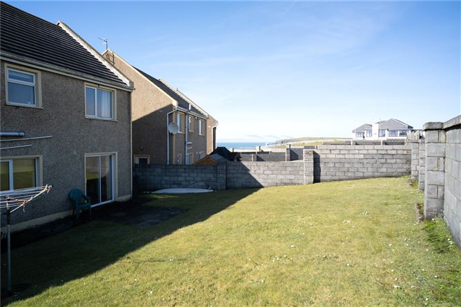 14 Georges Head, Golf Links Road, Kilkee, Co. Clare