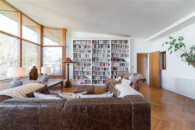 98 Ridge Hall, The Ash, Shanganagh Road, Ballybrack, County Dublin
