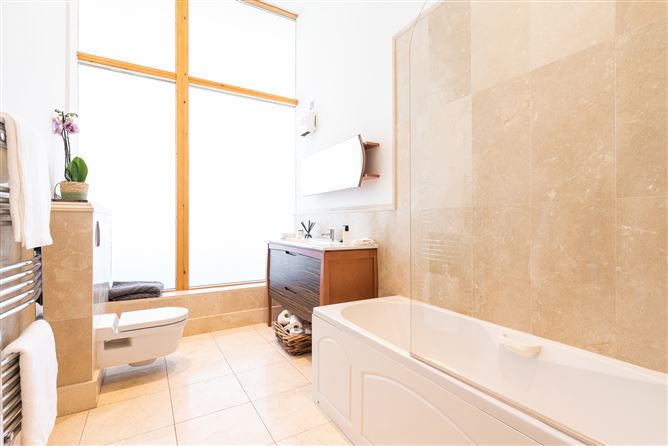 98 Ridge Hall, The Ash, Shanganagh Road, Ballybrack, County Dublin