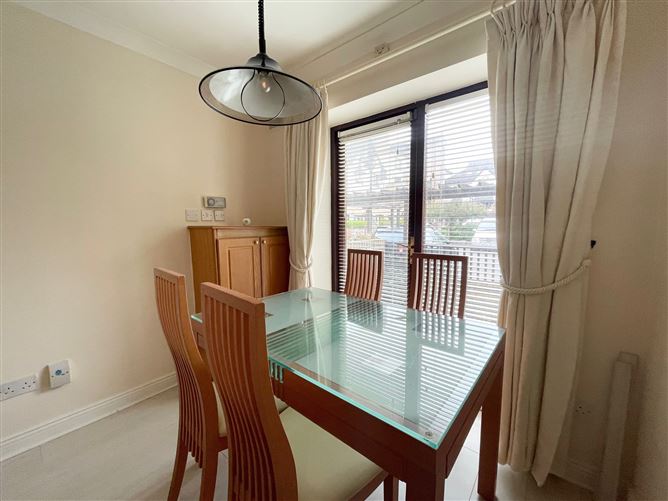 82 Malahide, Malahide, County Dublin