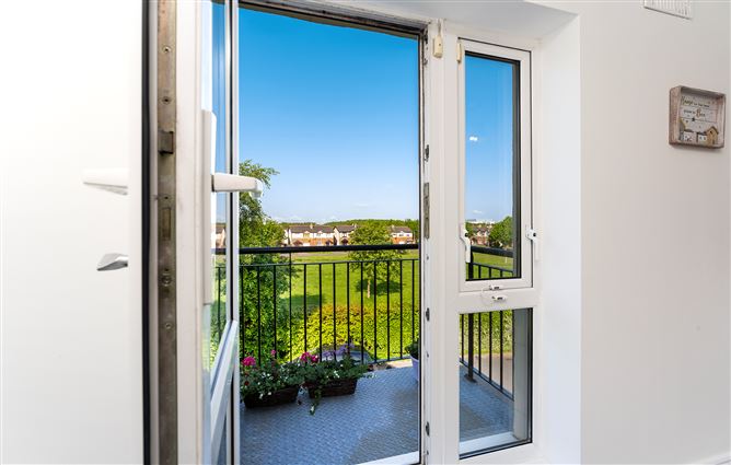 73 Castlegrange Square, Clondalkin, Dublin 22