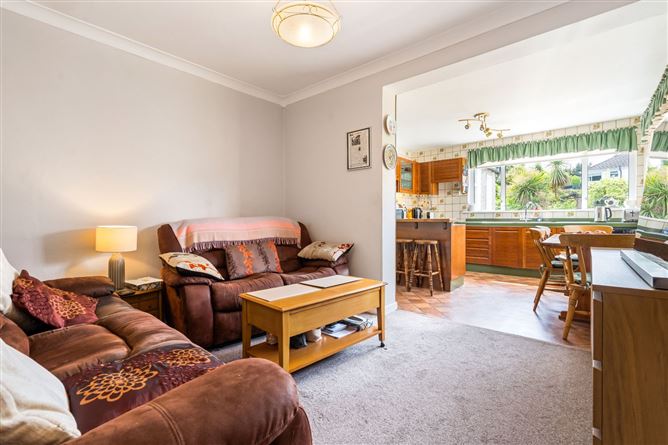 17 Ballyroan Crescent, Rathfarnham, Dublin 16