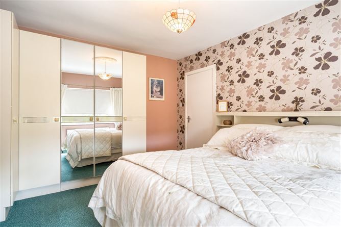 17 Ballyroan Crescent, Rathfarnham, Dublin 16