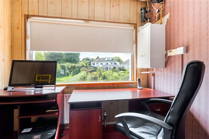 17 Ballyroan Crescent, Rathfarnham, Dublin 16