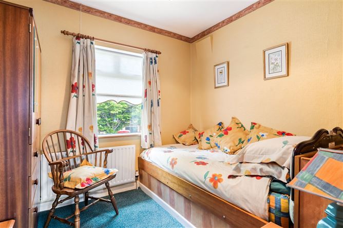 17 Ballyroan Crescent, Rathfarnham, Dublin 16