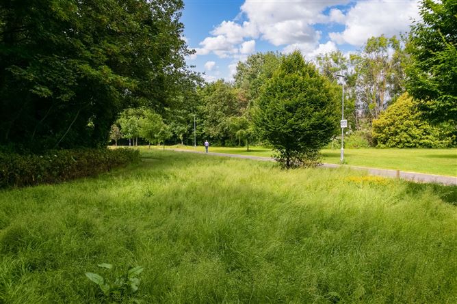 72 Avondale Court, Blackrock, Co. Dublin