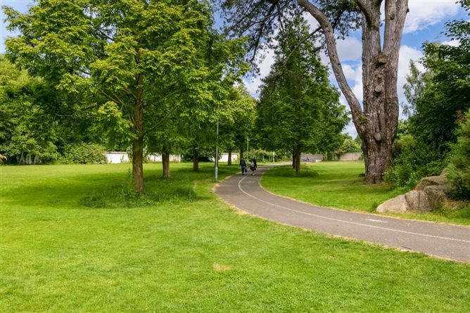 72 Avondale Court, Blackrock, Co. Dublin