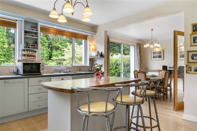 72 Avondale Court, Blackrock, Co. Dublin