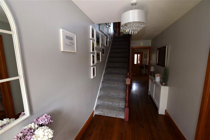 7 River Crescent, Virginia, Cavan