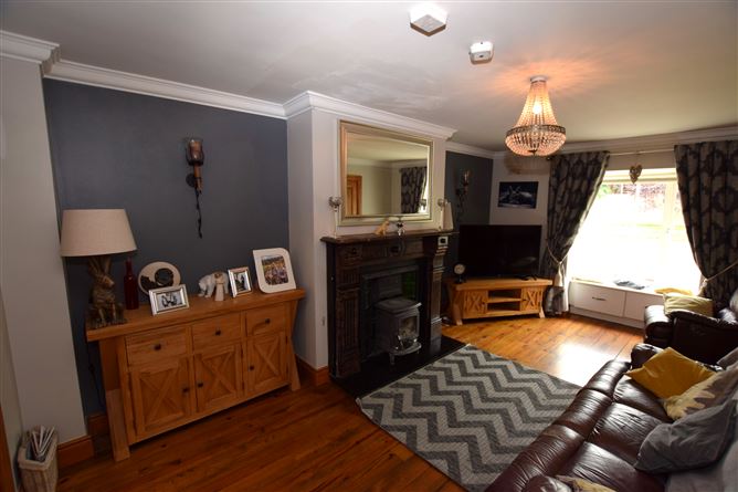 7 River Crescent, Virginia, Cavan