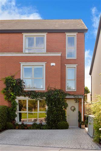 5 Proby Place, Carysfort Avenue, Blackrock, Co. Dublin