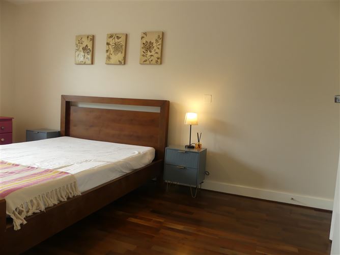 12, Loftus Hall, Tallaght, Dublin 24
