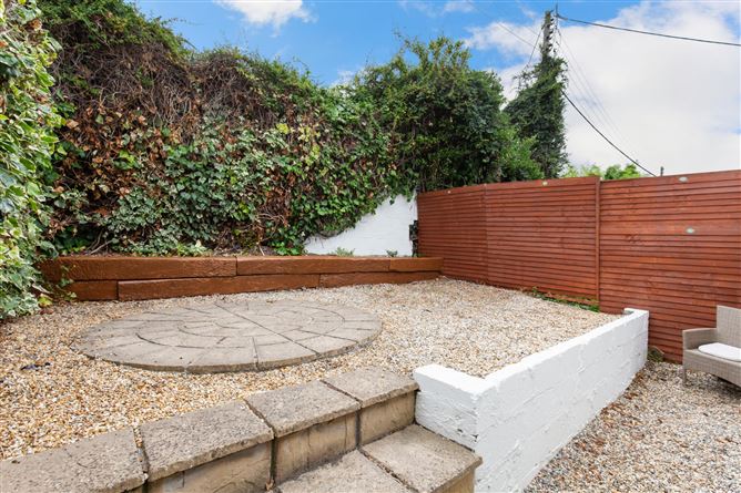 11 Millmount Grove, Dundrum, Dublin 14