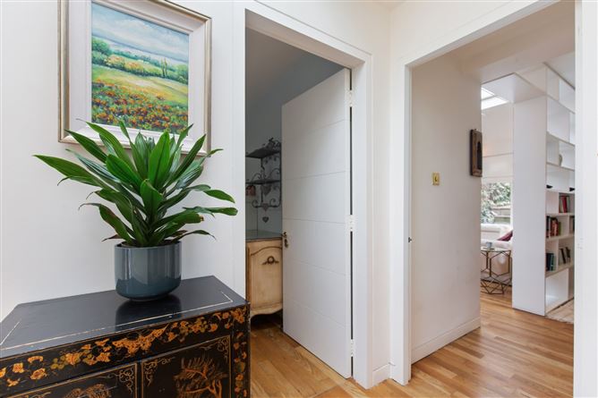 11 Millmount Grove, Dundrum, Dublin 14