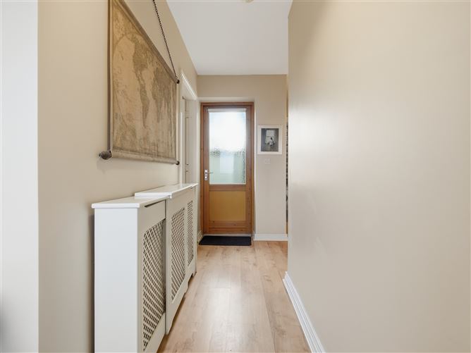 2 Sruthán Mhuirlinne, Ballybane, Galway City