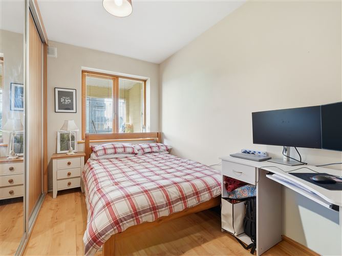 2 Sruthán Mhuirlinne, Ballybane, Galway City