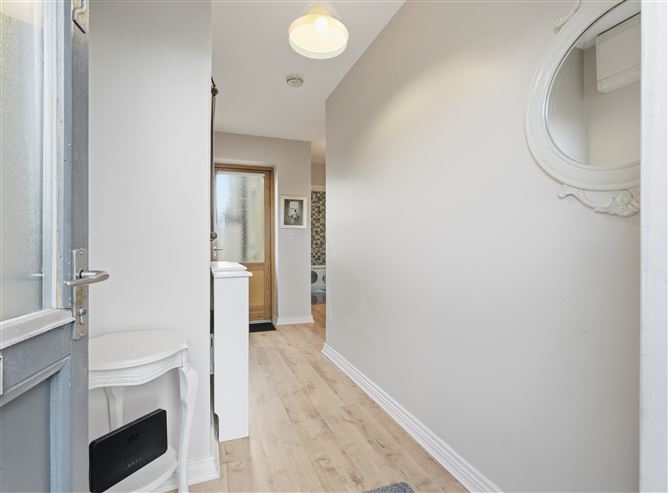 2 Sruthán Mhuirlinne, Ballybane, Galway City