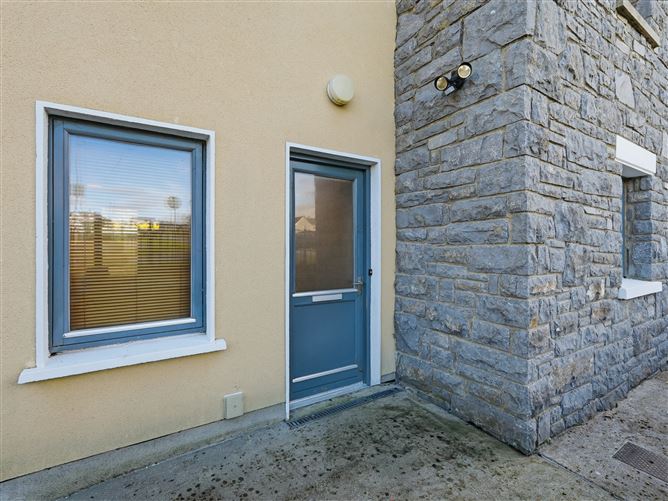 2 Sruthán Mhuirlinne, Ballybane, Galway City