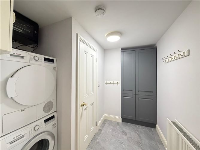 Dunville Avenue, Ranelagh